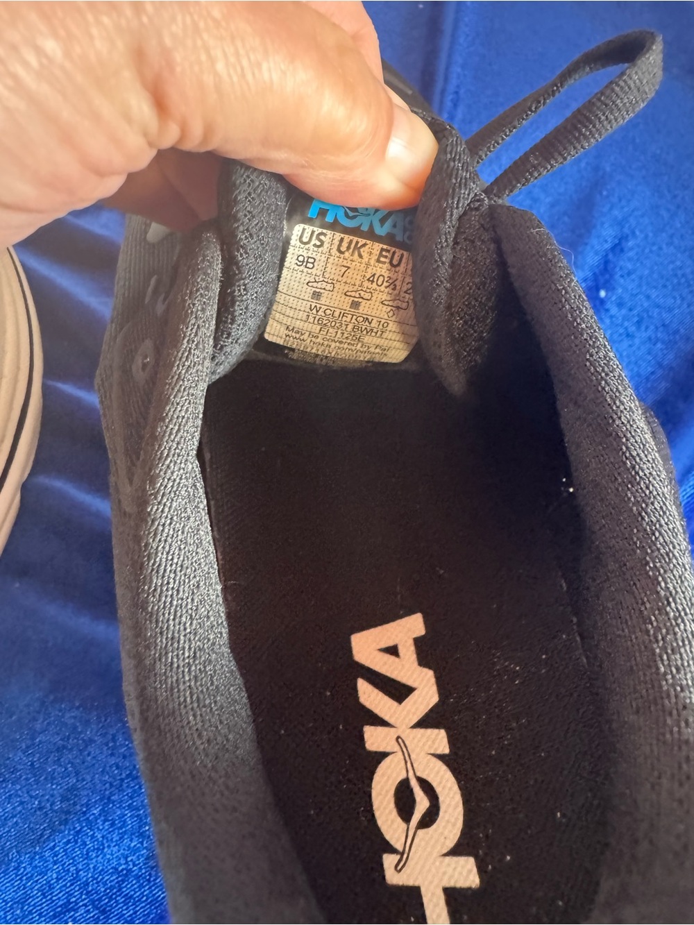 Hoka One One Clifton 10 Black Athletic Shoes with White Logo - Picture 6 of 10